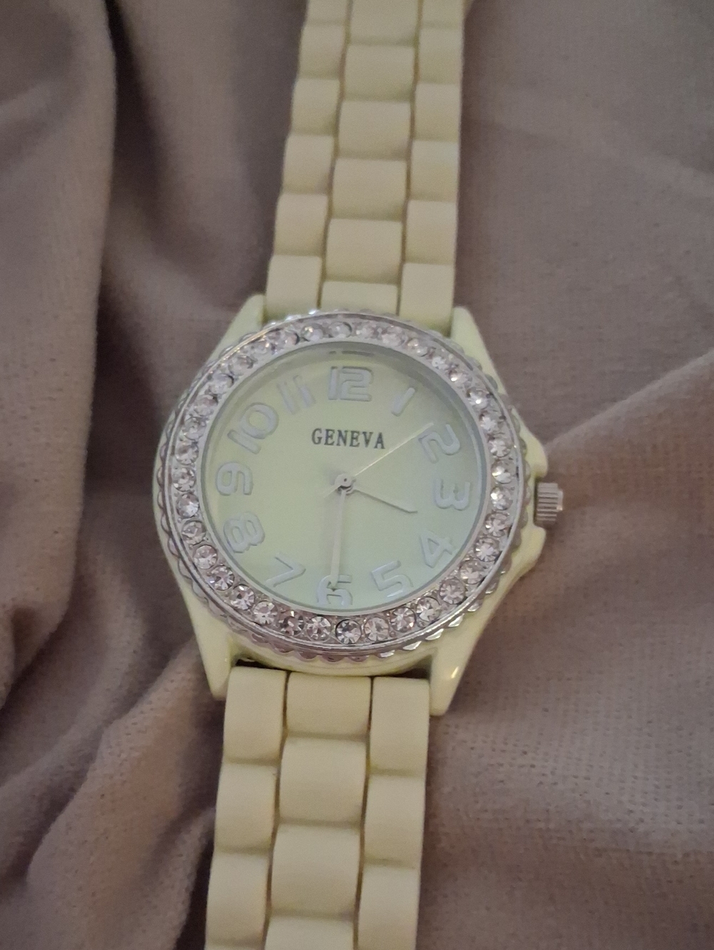 Ladies, Watch - Picture 2 of 4